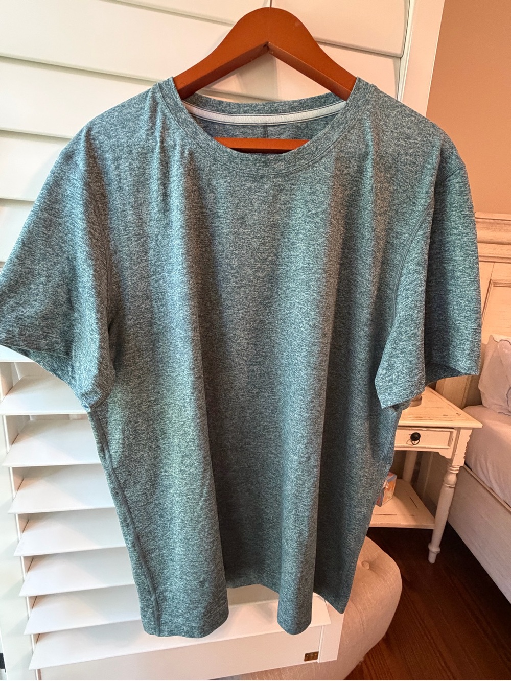 lululemon athletica Men's Soft Jersey Heathered Green Short Sleeve Tee